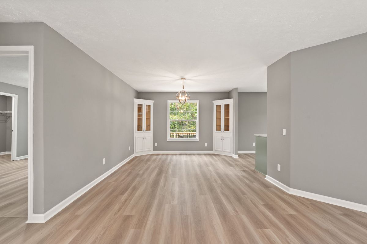 Remodeled doublewide in Corydon, Indiana — photo 5