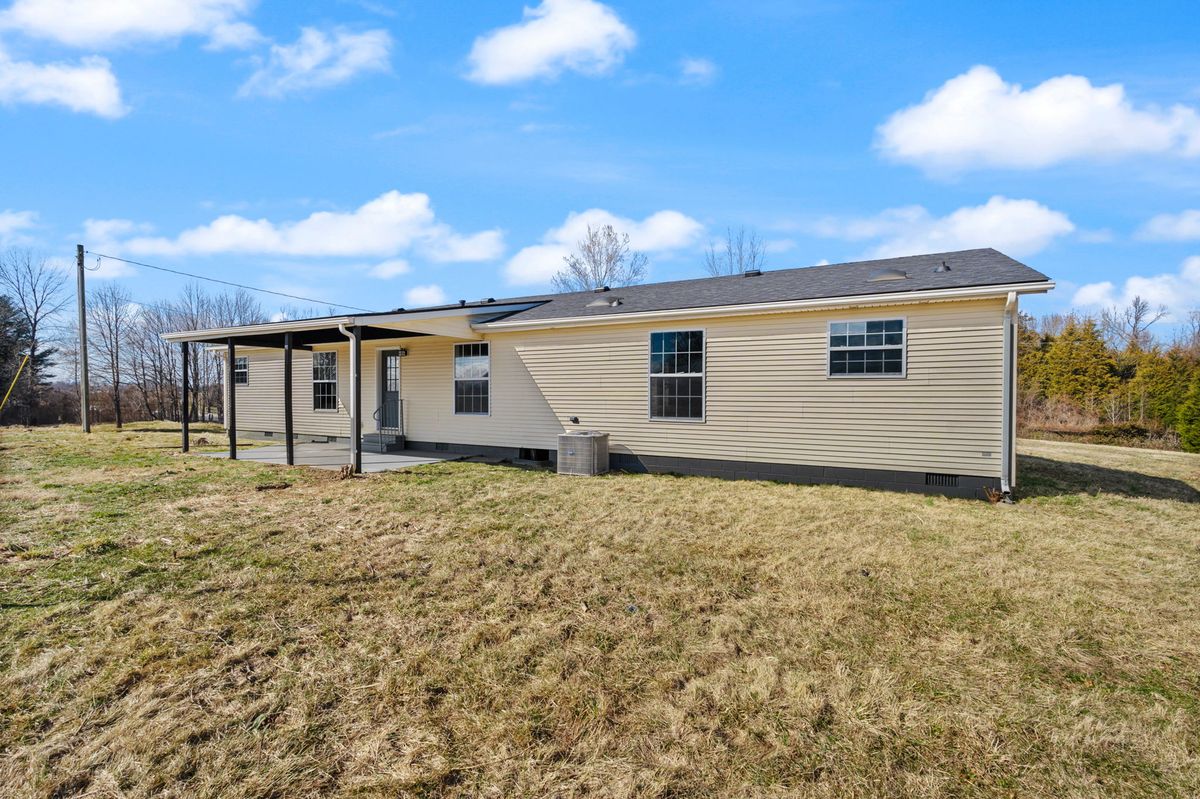 Remodeled doublewide in Lexington, Indiana — photo 4