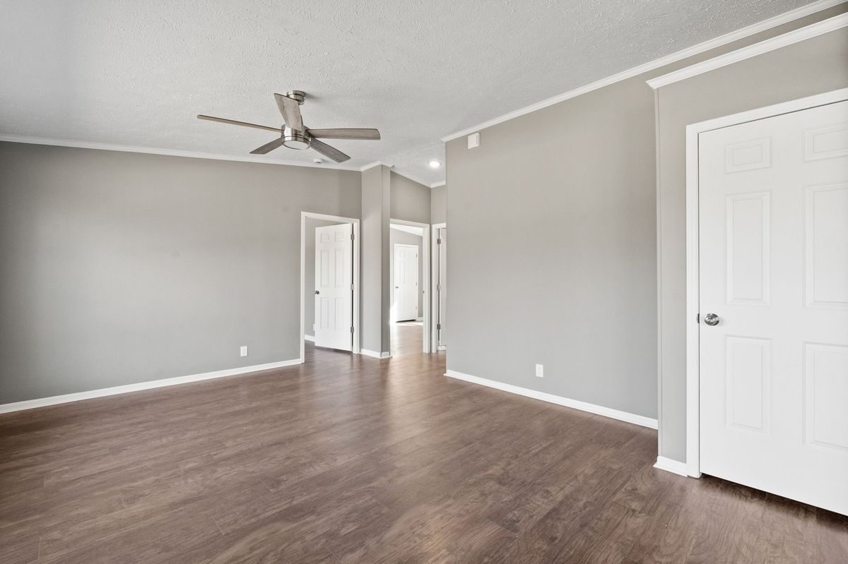 Remodeled doublewide in Lexington, Indiana — photo 5