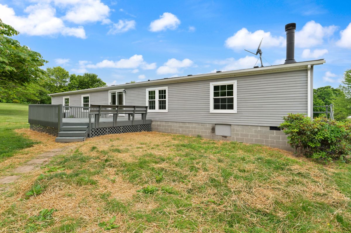 Remodeled doublewide in Scottsburg, Indiana — photo 4