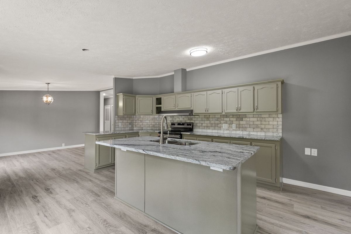 Remodeled doublewide in Scottsburg, Indiana — photo 7